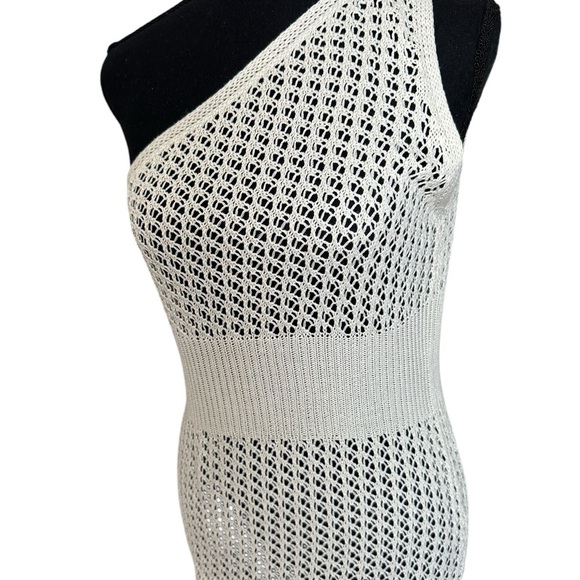 Cha Cha One Shoulder Crocheted Boho Cover up Side Slit midi Dress Size M NWT - Picture 5 of 17
